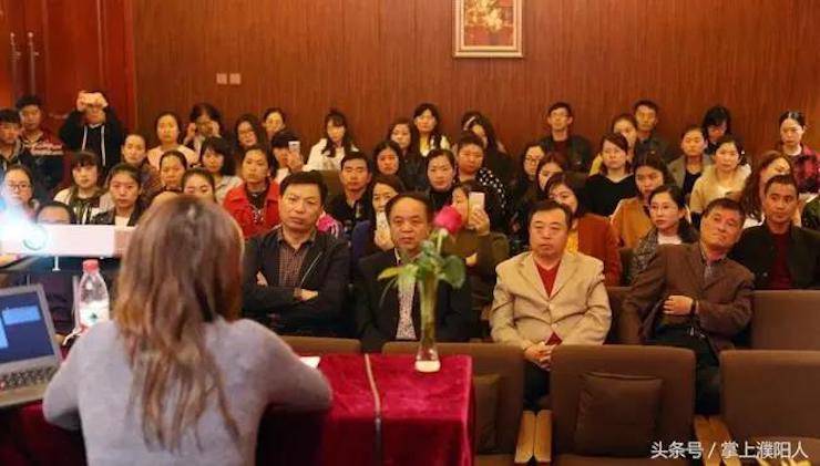 j9集团艺术家朱楣巡讲《练琴的艺术》——安阳、濮阳站完美落幕