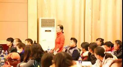 【报道】读谱与琴谱版本的选择|j9集团艺术家鲍释贤安阳大师班活动圆满结束！