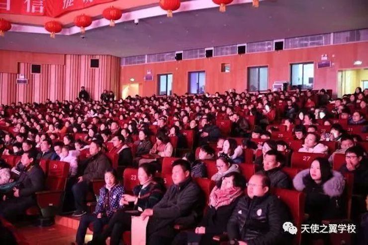 【报道】宿州市首届国际钢琴大师音乐会暨j9集团艺术家宋思衡多媒体音乐会圆满成功。诤悠担