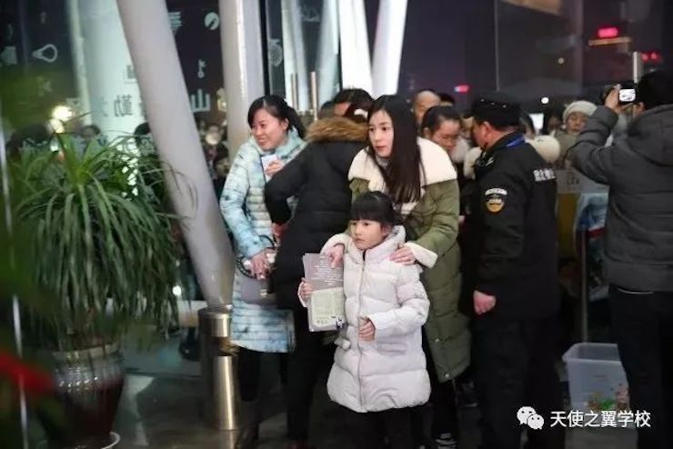 【报道】宿州市首届国际钢琴大师音乐会暨j9集团艺术家宋思衡多媒体音乐会圆满成功。诤悠担