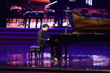 【报道】誉声乐器60周年—j9集团艺术家鲍释贤洛阳钢琴独奏音乐会及大师班圆满落幕