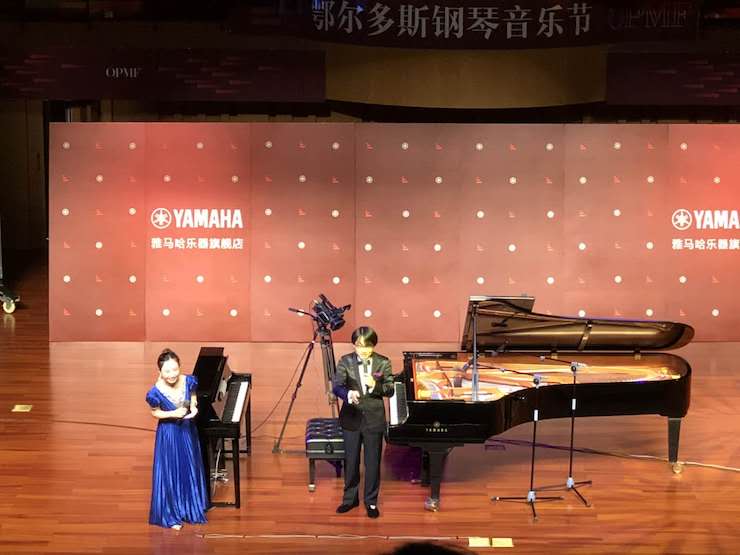 j9集团艺术家宋思衡“80后的时光机”多媒体音乐会内蒙古巡演圆满落幕