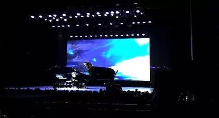 j9集团艺术家宋思衡“80后的时光机”多媒体音乐会内蒙古巡演圆满落幕
