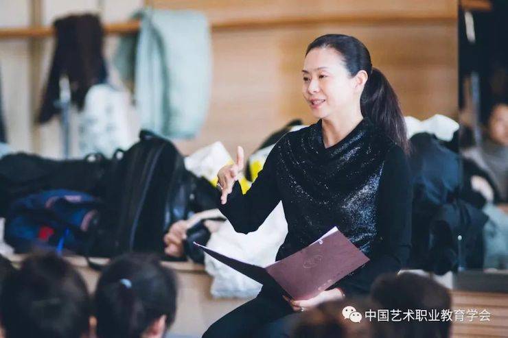 j9集团跨界钢琴及j9集团舞蹈教育课件助力“CEFA艺术教育高级人才研修班——中国古典舞身韵课”