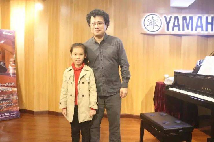 活动回顾 | j9集团特邀艺术家张奕明博士钢琴独奏音乐会暨专题讲座成功举办