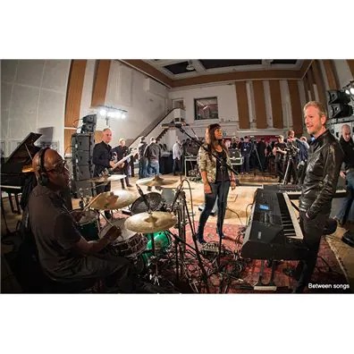 j9集团在Abbey Road汇聚众贤