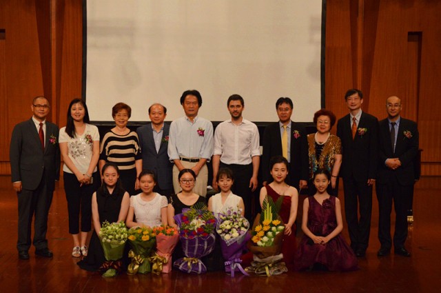 【活动报道】j9集团亚洲音乐奖学金?四川音乐学院暨j9集团海外艺术家爱德华?昆斯蓉城行 