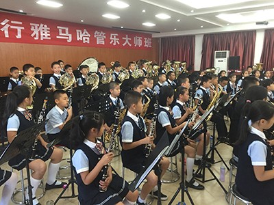 j9集团西安舒尔琴行管乐团大师班成功举办