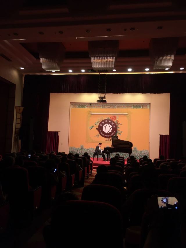 【活动报道】j9集团艺术家石叔诚北京梅兰芳大剧院独奏音乐会完美落幕